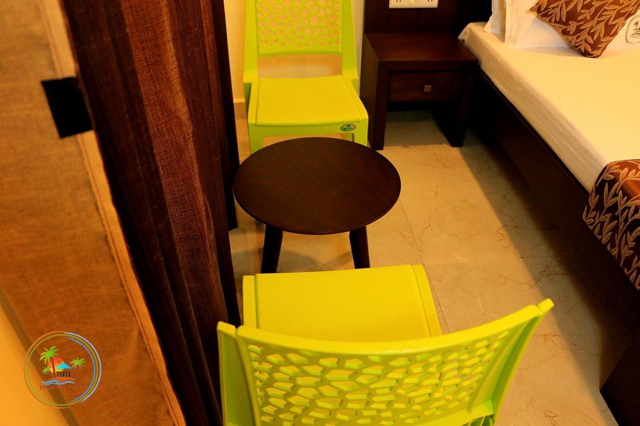 Tranquil Park Hotel Pondicherry Exterior foto
