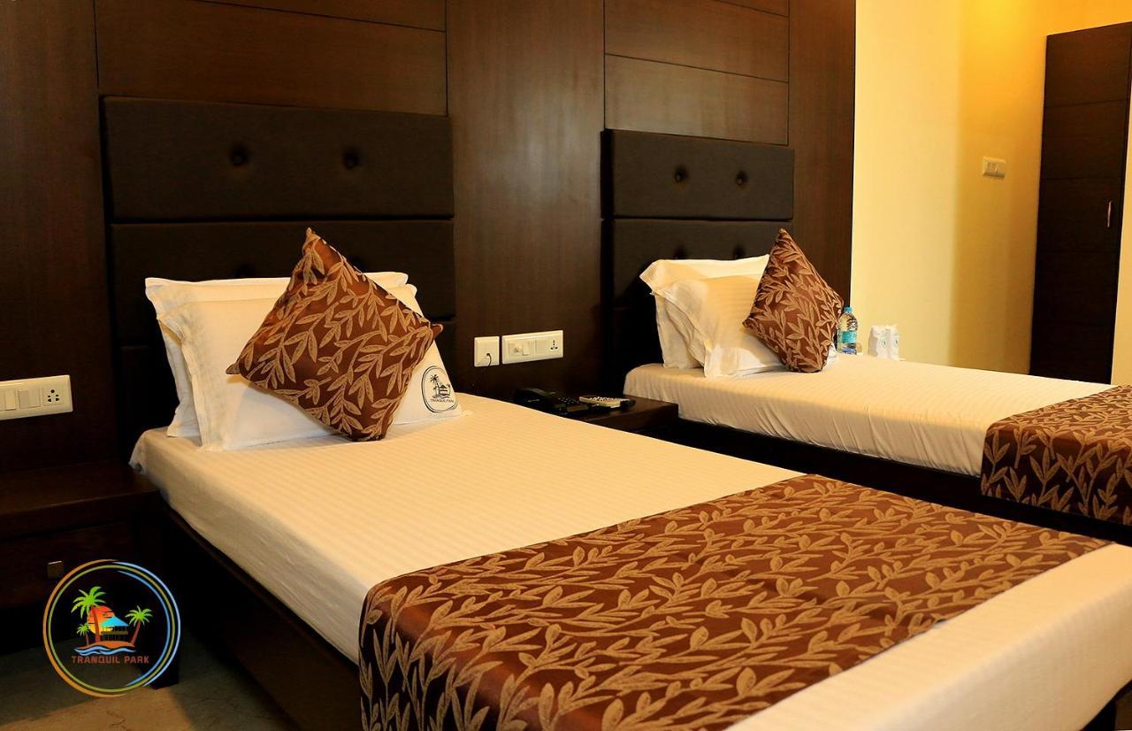 Tranquil Park Hotel Pondicherry Exterior foto
