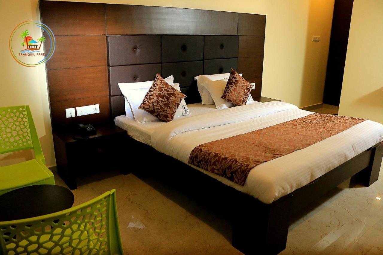 Tranquil Park Hotel Pondicherry Exterior foto