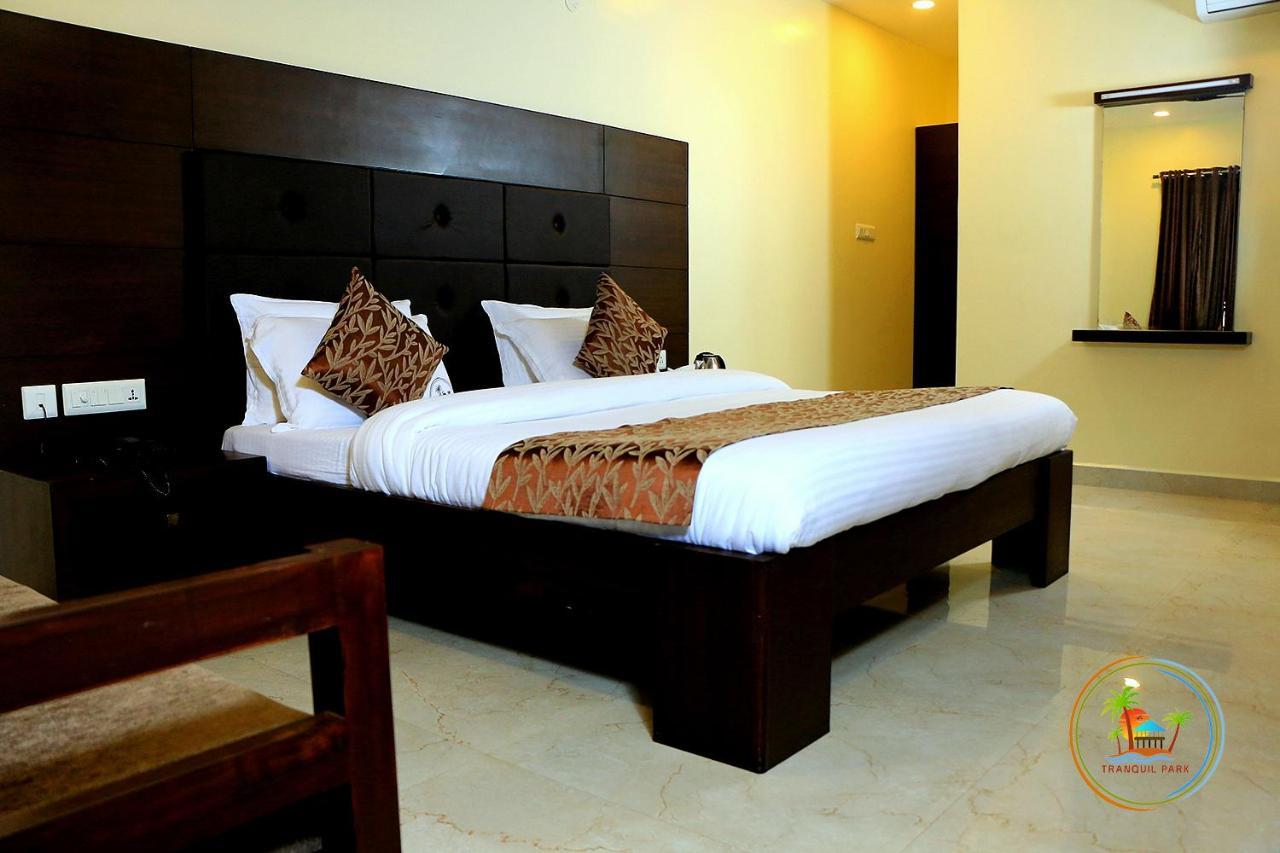 Tranquil Park Hotel Pondicherry Exterior foto