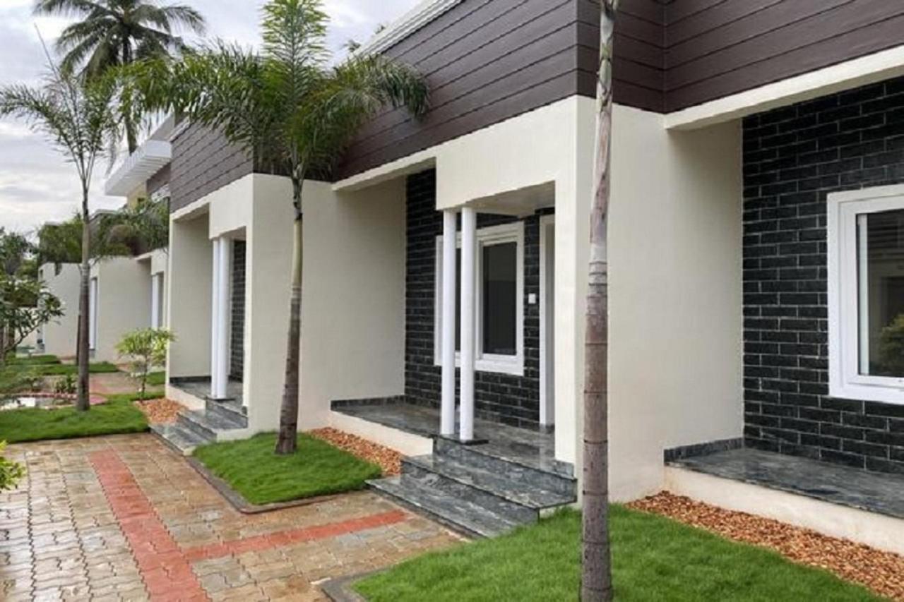 Tranquil Park Hotel Pondicherry Exterior foto